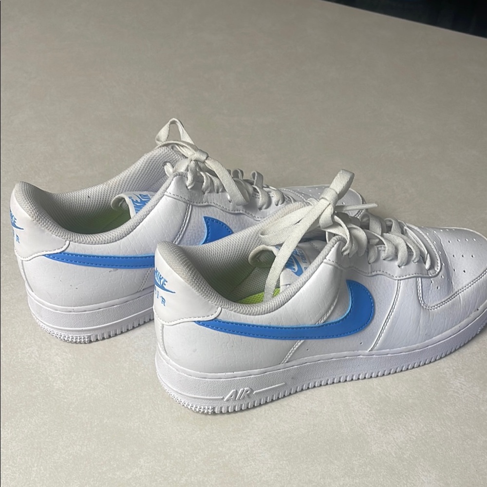 Nike White and Blue Women's Sneakers